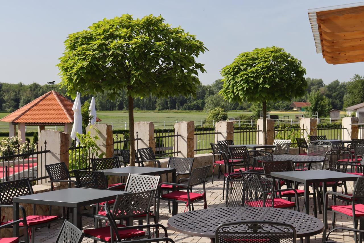 Landsteakhaus Hotel Marxheim ภายนอก รูปภาพ